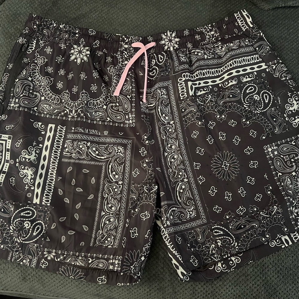 Brown & Cream Paisley Men’s Shorts